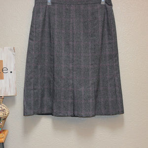 Pleated Professional Grey w/Purple Skirt Plus 18W